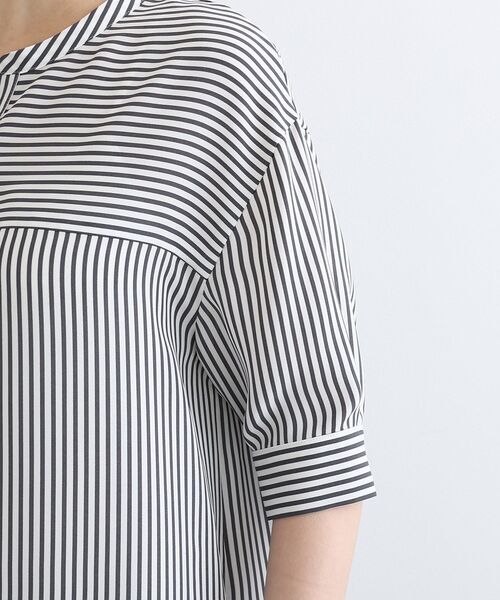 美品✨INDIVI インディヴィ UV加工　接触冷感　ストライプ ブラウス INDIVI（インディヴィ）の「◇【UVケア/接触冷感/吸水速乾】5分