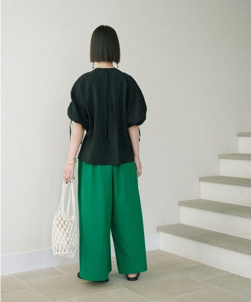 manana suerte(マニャーナスエルテ)の「ドローストリングスリーブブラウス(シャツ/ブラウス・レディース・ブラック/ライトグレー/グリーン・FREE)」の6枚目の写真