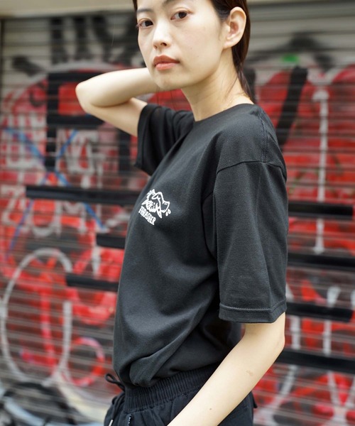 THRASHER（スラッシャー）の「【直営店別注アイテム】Handshake S/S T-SHIRTS/スラッシャー半袖Tシャツ（Tシャツ/カットソー・メンズ・ホワイト/アッシュグレー/ブラック・MEDIUM/LARGE/X-LARGE）」の20枚目の写真