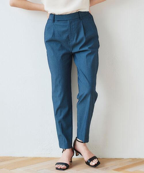 le.coeur blanc（ルクールブラン）の「アサレチックテーパードパンツ（スラックス・レディース・ライトグレー/ネイビー/ブラック/オリーブ・38/36/34/40）」の4枚目の写真