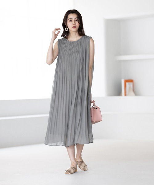 GeeRA(ジーラ)の「スクエアトゥミュールサンダル(サンダル・レディース・ブラック/アイボリー/パイソン・SMALL/MEDIUM/LARGE/X-LARGE)」の9枚目の写真