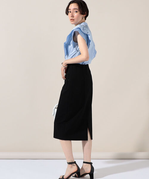 NOLLEY’S(ノーリーズ)の「フリルフレンチブラウス(シャツ/ブラウス・レディース・ブラック/オフホワイト/サックスブルー/ロイヤルブルー/ホワイト系その他4/ブルー系その他7・38)」の15枚目の写真