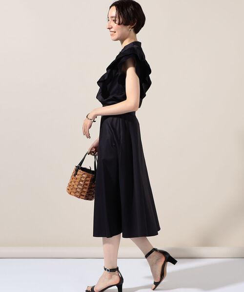 NOLLEY’S(ノーリーズ)の「フリルフレンチブラウス(シャツ/ブラウス・レディース・ブラック/オフホワイト/サックスブルー/ロイヤルブルー/ホワイト系その他4/ブルー系その他7・38)」の20枚目の写真