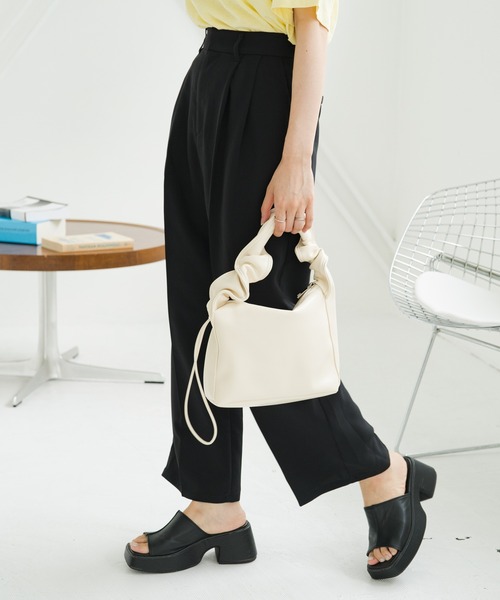 Kastane（カスタネ）の「【サイズ展開あり】タックスラックスパンツ（スラックス・レディース・ブラック/アイボリー/ピンク・2/0/1）」の19枚目の写真