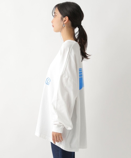 A part by(アパートバイ)の「別注アイテム/カレッジイニシャルロゴロンTシャツ_長袖(Tシャツ/カットソー・レディース・チャコールグレー/ベージュ/オフホワイト/グレー/ホワイト・FREE)」の22枚目の写真