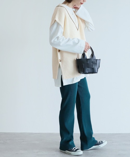 reca（レカ）の「チルデンニットベスト（ベスト・レディース・ブラック/アイボリー/グレイッシュベージュ・FREE）」の19枚目の写真