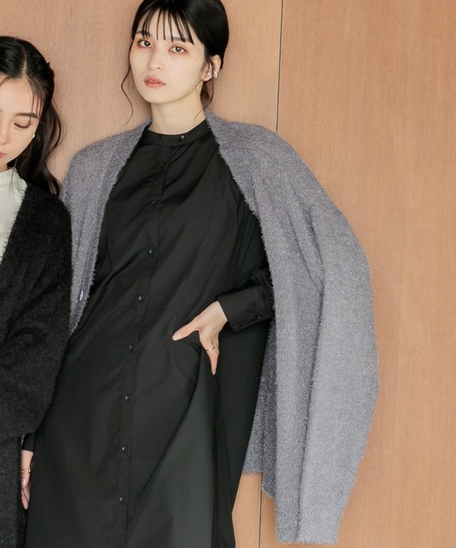 Dita Muaj.（ディータムアージュ）の「【ZOZO限定】Muaj.フェザーヤーン オーバーサイズ ニットカーディガン 長袖（カーディガン/ボレロ・レディース・グレー/ホワイト/ベージュ/ブラック・FREE）」の4枚目の写真