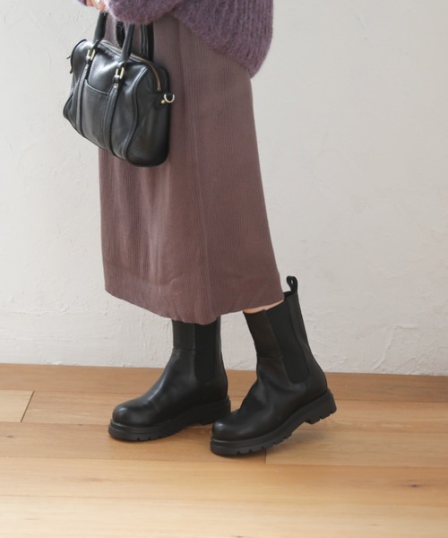 Piedi Nudi(ピエディヌーディ)の「ボリュームソール チェルシーブーツ(ブーツ・レディース・ブラック/ブラウン/アイボリー・M/S/L)」の13枚目の写真