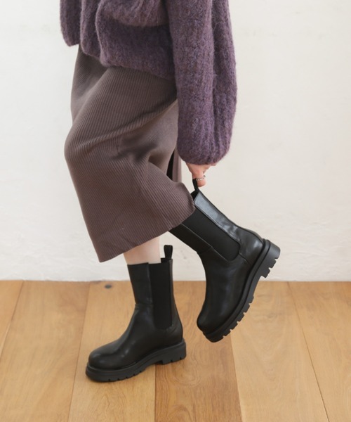 Piedi Nudi(ピエディヌーディ)の「ボリュームソール チェルシーブーツ(ブーツ・レディース・ブラック/ブラウン/アイボリー・M/S/L)」の15枚目の写真