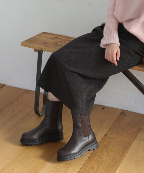 Piedi Nudi(ピエディヌーディ)の「ボリュームソール チェルシーブーツ(ブーツ・レディース・ブラック/ブラウン/アイボリー・M/S/L)」の4枚目の写真