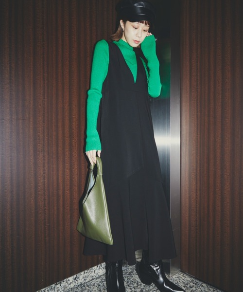 ROSE BUD(ローズバッド)の「リブニットインナー(ニット/セーター・レディース・ホワイト/ブラック/レッド/グリーン・FREE)」の19枚目の写真