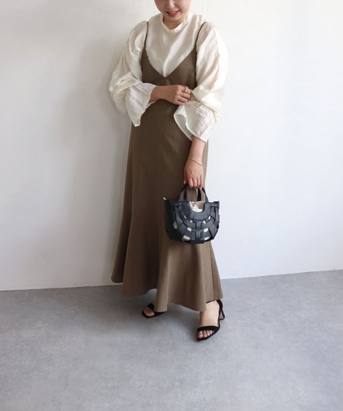 MIAN (ミアン)の「合皮編みミニ2wayトート(ショルダーバッグ・レディース・モカ/グリーン/アイボリー/ブラック・FREE)」の5枚目の写真