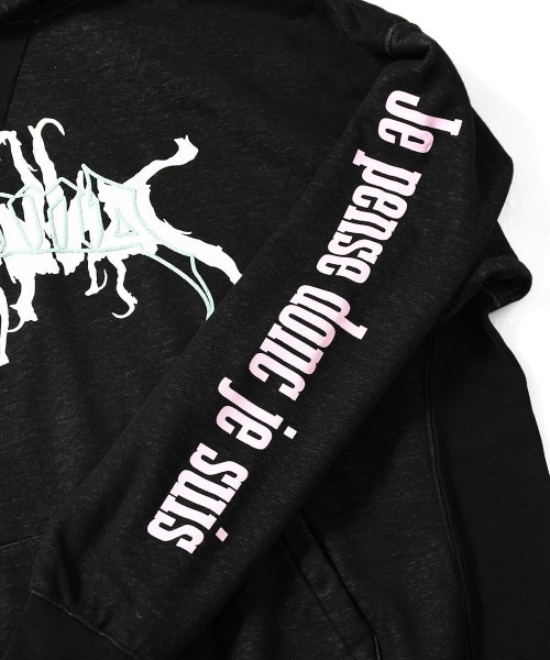 WANNA（ワナ）の「ワナ [WANNA] - パーカー フーディー [METALIC MENTAL HOODIE PIGMENT BLACK]（パーカー・メンズ・ブラック・ONE SIZE）」の7枚目の写真