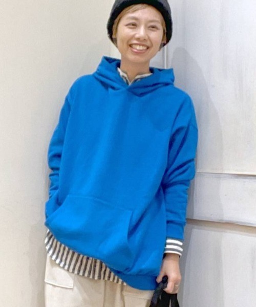 studio CLIP(スタディオクリップ)の「ビッグフーディチュニック(パーカー・レディース・ライトグレー/ベージュ/ブラック/ブルー・FREE)」の4枚目の写真