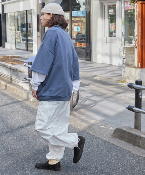 VANS(バンズ)の「VANS/ヴァンズ USA CLASSIC SLIP-ON クラシックスリッポン(スニーカー・メンズ・ブラック×ブラック/ブラック・26cm/28cm/25.5cm/24.5cm/27.5cm/23cm/24cm/23.5cm/26.5cm/28.5cm/25cm/27cm)」の3枚目の写真