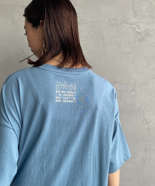 Manhattan Portage（マンハッタンポーテージ）の「[MANHATTAN PORTAGE/マンハッタンポーテージ] 別注 ワンポイントロゴ刺繍 Tシャツワンピース（ワンピース・レディース・チャコール/グリーン/グレー/ブルー・F）」の16枚目の写真