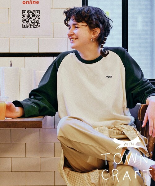FREAK'S STORE（フリークスストア）の「TOWN CRAFT × FREAK'S STORE/タウンクラフト 別注 ベースボールロンＴ（Tシャツ/カットソー・レディース・ブラック/ブラウン/グリーン/ネイビー・ﾌﾘ-）」の5枚目の写真