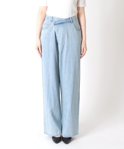 TITE IN THE STORE（ティテ　インザ　ストア）の「【CHIGNON/シニヨン】10.5オンスソフトデニムウエストアシメパンツ（デニムパンツ・レディース・ブルー/ネイビー・36/38）」の4枚目の写真
