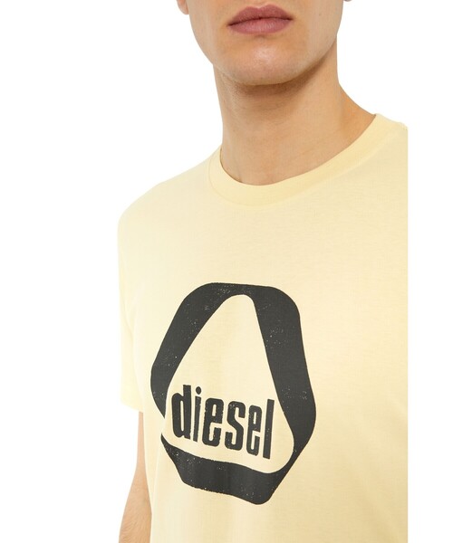 DIESEL(ディーゼル)の「メンズ Tシャツ グラフィック(Tシャツ/カットソー・メンズ・ホワイト/ブラック系その他/ライトグレー/イエロー系その他・LARGE/SMALL/X-LARGE/XX-LARGE/MEDIUM/X-SMALL/XXX-LARGE)」の17枚目の写真