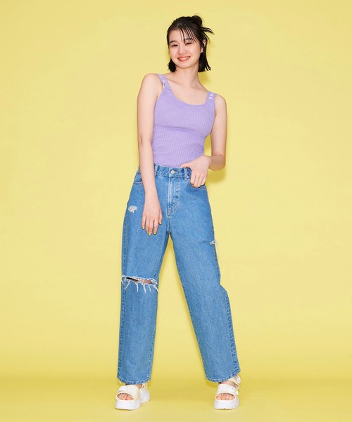 FOREVER 21（フォーエバー トゥエンティーワン）の「ストレートデニムパンツ（デニムパンツ・レディース・ライトインディゴブルー/ネイビー/グレー/ブルー・LARGE/MEDIUM/SMALL）」の18枚目の写真