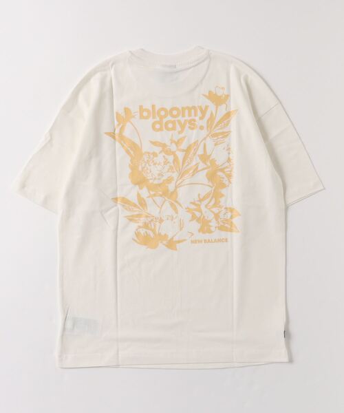 NEW BALANCE(ニューバランス)の「NB Essentials Bloomy オーバーサイズショートスリーブTシャツ(Tシャツ/カットソー・レディース・ダークグリーン/オフホワイト・LARGE/X-LARGE/MEDIUM/SMALL)」の12枚目の写真