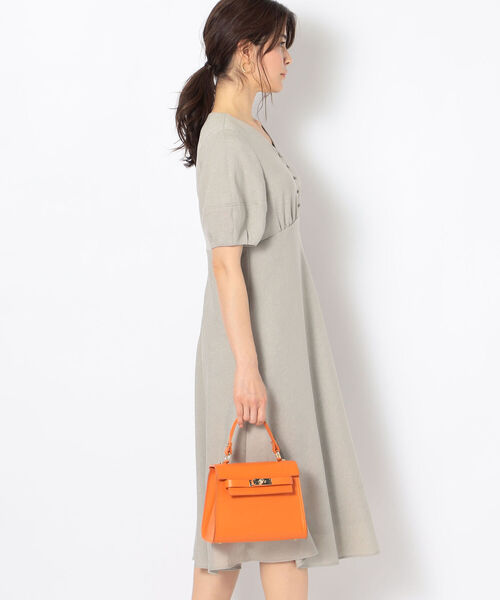 NOLLEY’S Sophi（ノーリーズソフィ）の「麻調フレアワンピース（ワンピース・レディース・ベージュ/ネイビー/グリーン・38/36）」の12枚目の写真