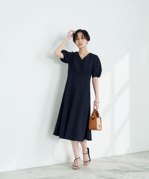 NOLLEY’S Sophi（ノーリーズソフィ）の「麻調フレアワンピース（ワンピース・レディース・ベージュ/ネイビー/グリーン・38/36）」の17枚目の写真