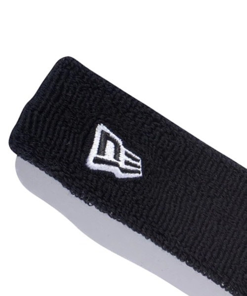NEW ERA(ニューエラ)の「NEW ERA/ニューエラ ヘッドバンド フラッグロゴxニューエラロゴ パイル 11225826/11225827/11225828(ヘアバンド・メンズ・ブラック×ホワイト/ホワイト×ブラック/ブラック×ゴールド・FREE)」の6枚目の写真