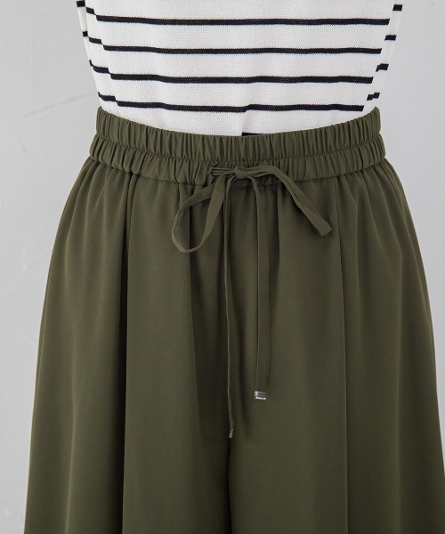 VICKY（ビッキー）の「【毎年人気！ビッキー定番/新色登場】スカーチョ《手洗い可能》（その他パンツ・レディース・ブルー/ホワイト/ブラック/カーキ・M）」の22枚目の写真