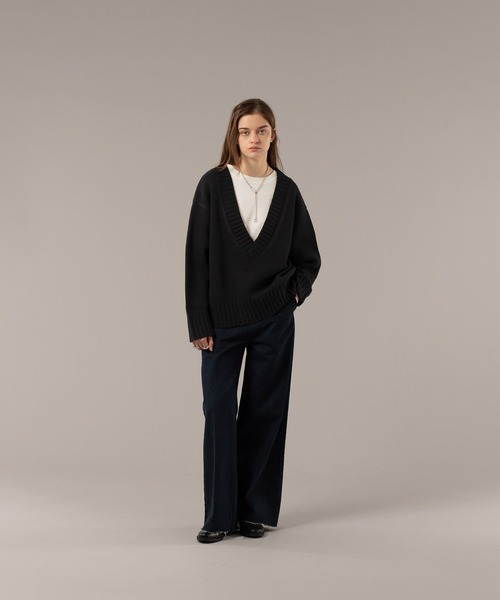 SELLE GLANT（セレグランテ）の「VNECK LOW GAUGE KNIT/Ⅴネックローゲージニット（ニット/セーター・メンズ・ダークベージュ/ブラック・LARGE/MEDIUM）」の5枚目の写真