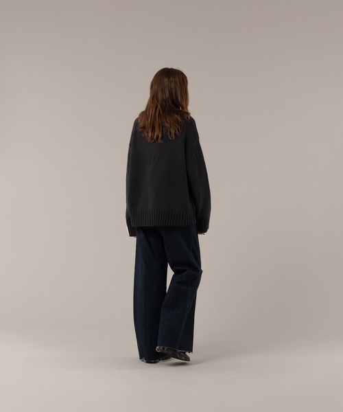 SELLE GLANT（セレグランテ）の「VNECK LOW GAUGE KNIT/Ⅴネックローゲージニット（ニット/セーター・メンズ・ダークベージュ/ブラック・LARGE/MEDIUM）」の7枚目の写真