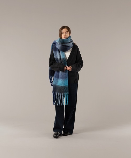 SELLE GLANT（セレグランテ）の「VNECK LOW GAUGE KNIT/Ⅴネックローゲージニット（ニット/セーター・メンズ・ダークベージュ/ブラック・LARGE/MEDIUM）」の8枚目の写真