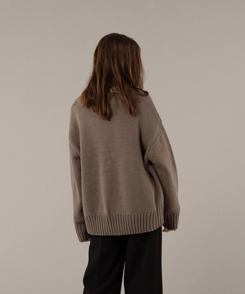 SELLE GLANT（セレグランテ）の「VNECK LOW GAUGE KNIT/Ⅴネックローゲージニット（ニット/セーター・メンズ・ダークベージュ/ブラック・LARGE/MEDIUM）」の21枚目の写真