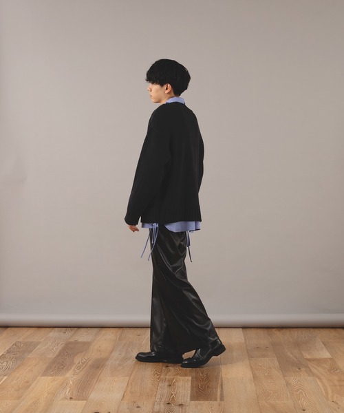 SELLE GLANT（セレグランテ）の「VNECK LOW GAUGE KNIT/Ⅴネックローゲージニット（ニット/セーター・メンズ・ダークベージュ/ブラック・LARGE/MEDIUM）」の13枚目の写真