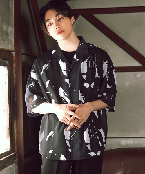 G.O.C（ジーオーシー）の「マルチ パターン ルーズ シフォン シアーシャツ（シャツ/ブラウス・メンズ・ブルー系その他/グリーン/ブラック系その他/ブラック/ホワイト/グレー・LARGE/SMALL/MEDIUM）」の2枚目の写真