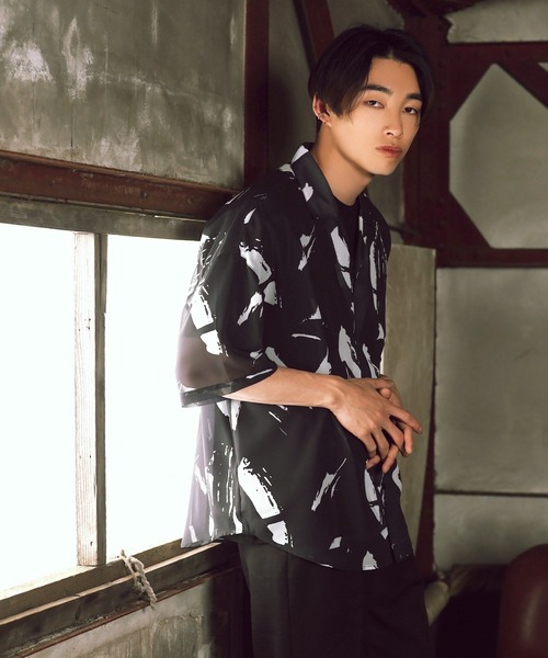 G.O.C（ジーオーシー）の「マルチ パターン ルーズ シフォン シアーシャツ（シャツ/ブラウス・メンズ・ブルー系その他/グリーン/ブラック系その他/ブラック/ホワイト/グレー・LARGE/SMALL/MEDIUM）」の14枚目の写真