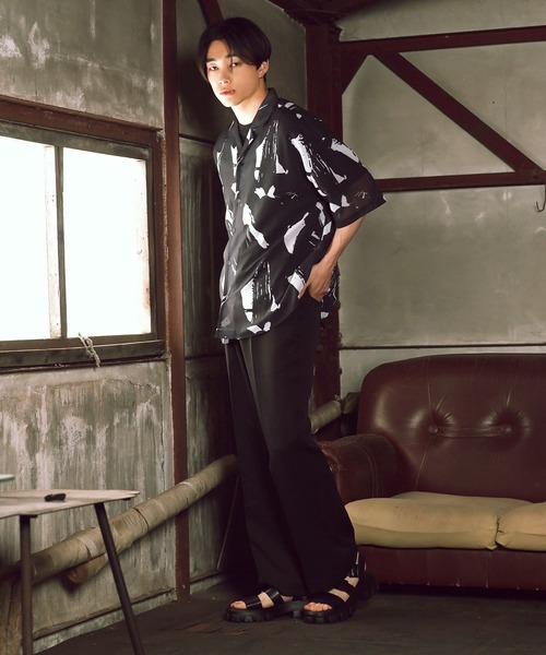 G.O.C（ジーオーシー）の「マルチ パターン ルーズ シフォン シアーシャツ（シャツ/ブラウス・メンズ・ブルー系その他/グリーン/ブラック系その他/ブラック/ホワイト/グレー・LARGE/SMALL/MEDIUM）」の16枚目の写真