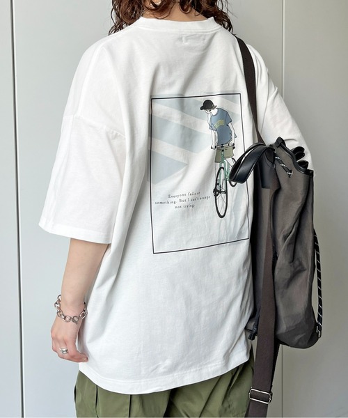CPCM（シーピーシーエム）の「バックイラストプリントT（Tシャツ/カットソー・メンズ・ベージュ/ブラック/ホワイト系その他/オフホワイト・LARGE/MEDIUM）」の5枚目の写真