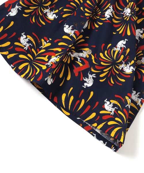 BREEZE（ブリーズ）の「DODコラボ めちゃもえ花火柄すっぽり着られる浴衣（コドモ）（浴衣・キッズ・カーキ/ネイビー・140/120/130/110/100）」の3枚目の写真