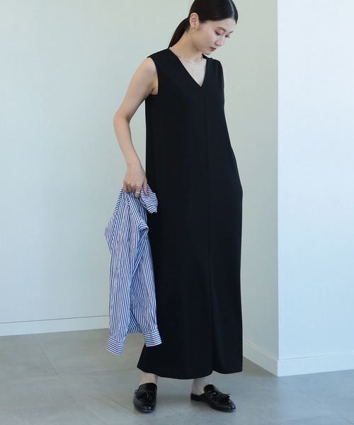 新品　Demi-Luxe BEAMS Vネック ノースリーブ マキシワンピース Demi-Luxe BEAMS（デミルクス ビームス）の「Demi-Luxe BEAMS