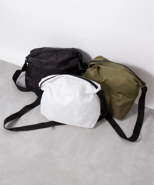 United Athle（ユナイテッドアスレ）の「【United Athle】ライトナイロン リップストップ ショルダーバッグ  ※1421（ショルダーバッグ・メンズ・サンドベージュ/ネイビー/ブラック/オリーブ/オフホワイト・FREE）」の19枚目の写真