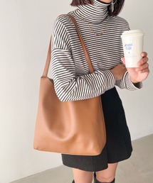 MYMOOD.（マイムード）の「【A4サイズ収納可】ポーチ付き PU ダブルベルト トートバッグ（トートバッグ・レディース）」