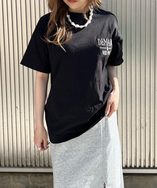 セール】ユニセックスエンブレム刺繍Tシャツ（Tシャツ