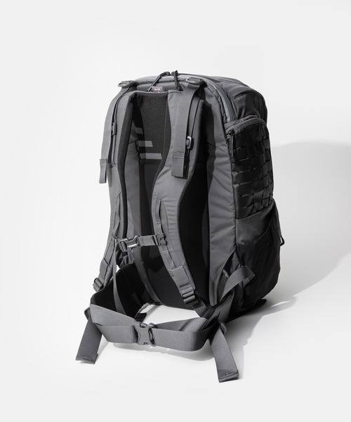 MYSTERY RANCH（ミステリーランチ）の「MYSTERY RANCH RANCH RIP RUCK 32 ミステリーランチ リップラック 32L バックパック（バックパック/リュック・メンズ・オリーブドラブ/ウッド/ブラック/グレー・L/XL）」の5枚目の写真