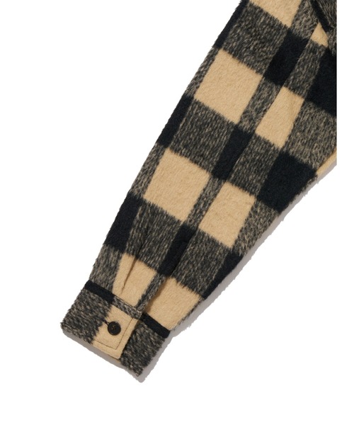 Levi's(リーバイス)の「Levi's/リーバイス NOLA オーバーサイズシャツ イエロー ALMOND BUFF(その他アウター・レディース・ナチュラル・S/M/XS)」の6枚目の写真