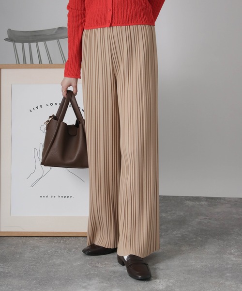 Social GIRL（ソーシャルガール）の「セルフカット プリーツパンツ セミワイドパンツ イージーパンツ（その他パンツ・レディース・ブラック/ベージュ/カーキ/モカ/グレイッシュベージュ/ライトブラウン/オフホワイト/ホワイト系その他/ブラック系その他2/ブラック系その他/ライトグリーン/イエロー/ダークグリーン/チャコールグレー・M/L）」の9枚目の写真