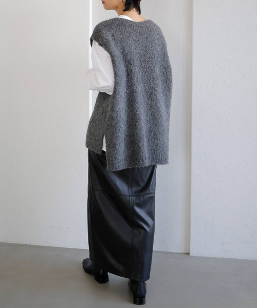 LIAN（リアン）の「ウールシャギーニットベスト（ベスト・レディース・モカ/チャコールグレー/ライトグレー・FREE）」の9枚目の写真