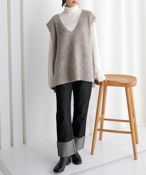 LIAN（リアン）の「ウールシャギーニットベスト（ベスト・レディース・モカ/チャコールグレー/ライトグレー・FREE）」の20枚目の写真