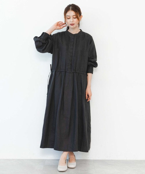studio CLIP（スタディオクリップ）の「《natural by clip》リネンピンタックロングワンピース（ワンピース・レディース・ブラック/グリーン・FREE）」の7枚目の写真