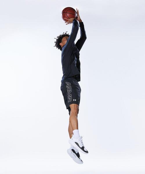 UNDER ARMOUR(アンダーアーマー)の「UAテック グラフィック ロングスリーブTシャツ(バスケットボール/メンズ)(Tシャツ/カットソー・メンズ・ブラック・M/XL/L/S)」の8枚目の写真